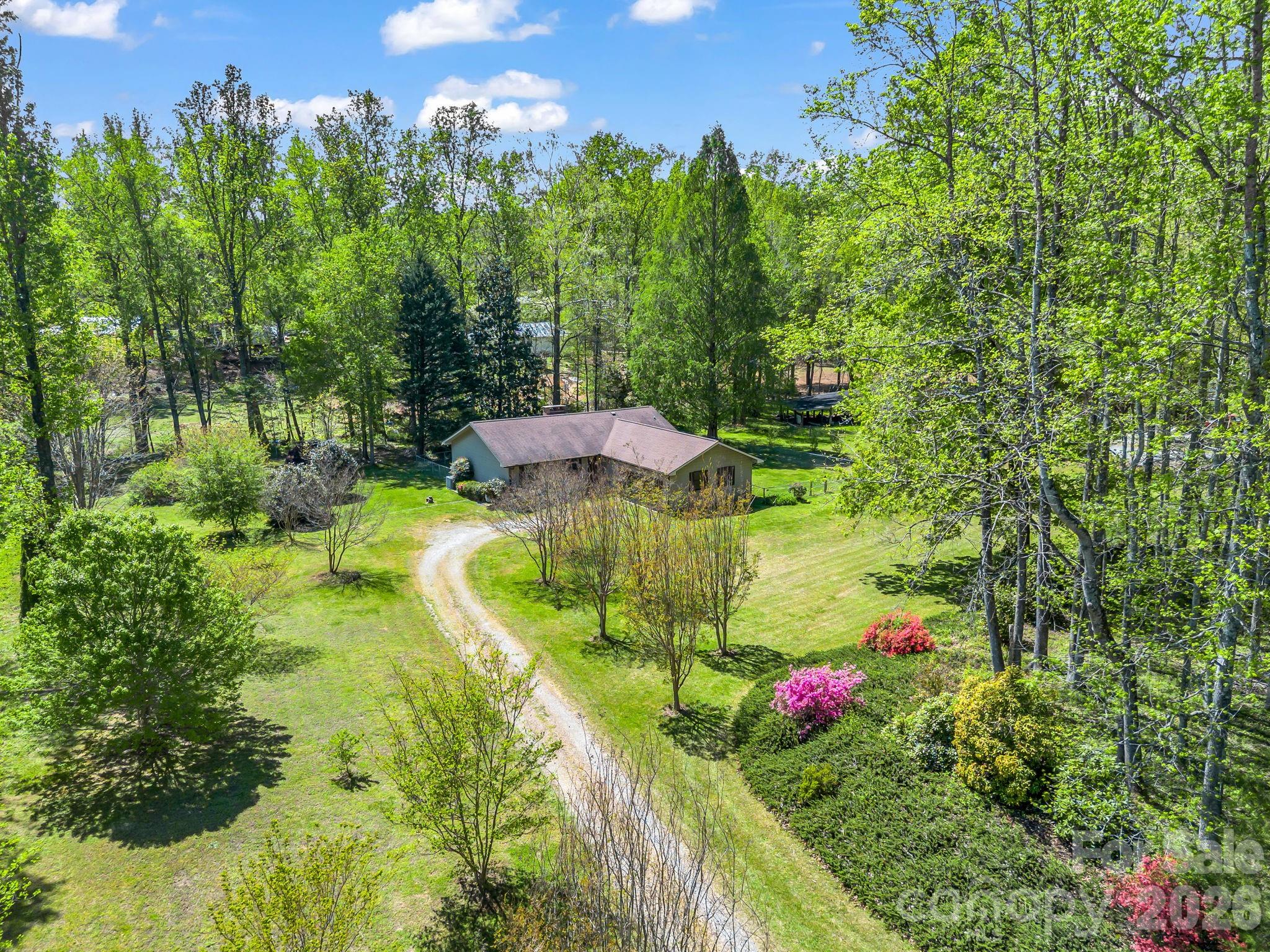 80 Fox Briar Drive Property Photo 1