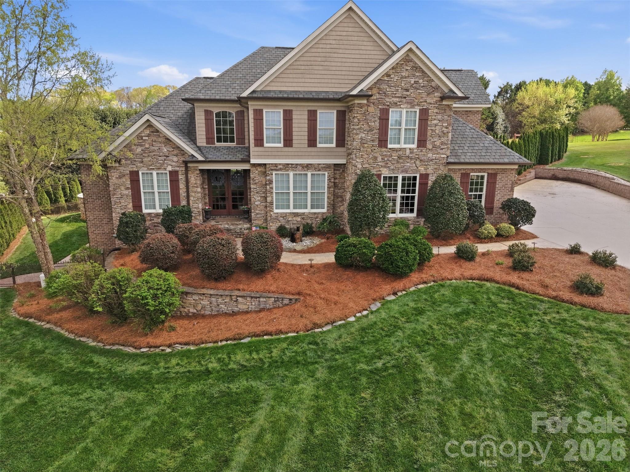 3638 Hogan Court Property Photo 4