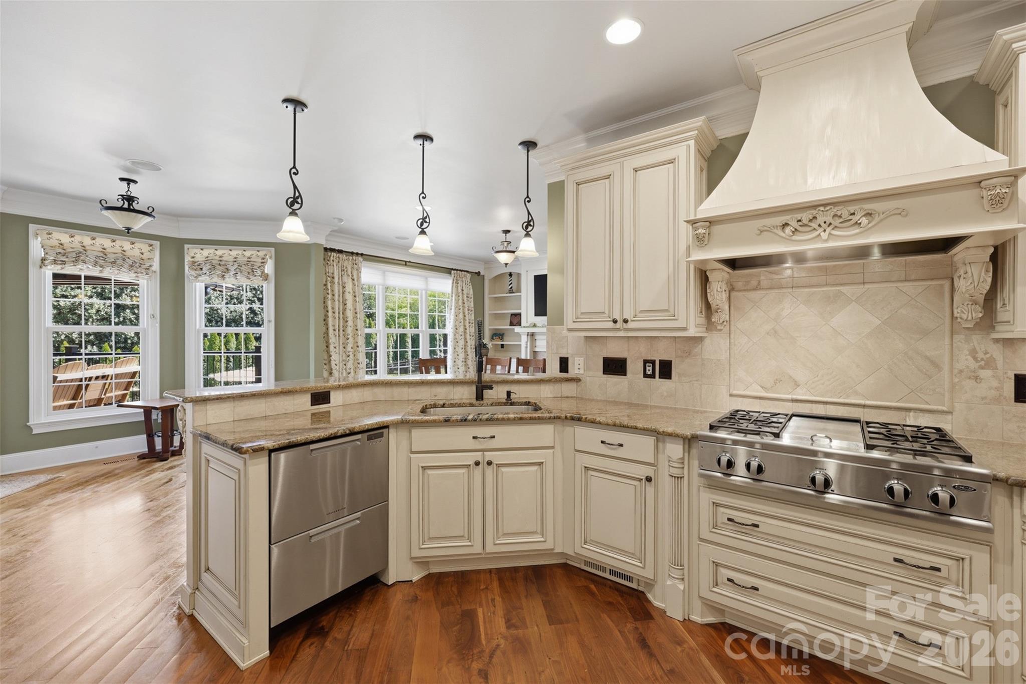3638 Hogan Court Property Photo 13