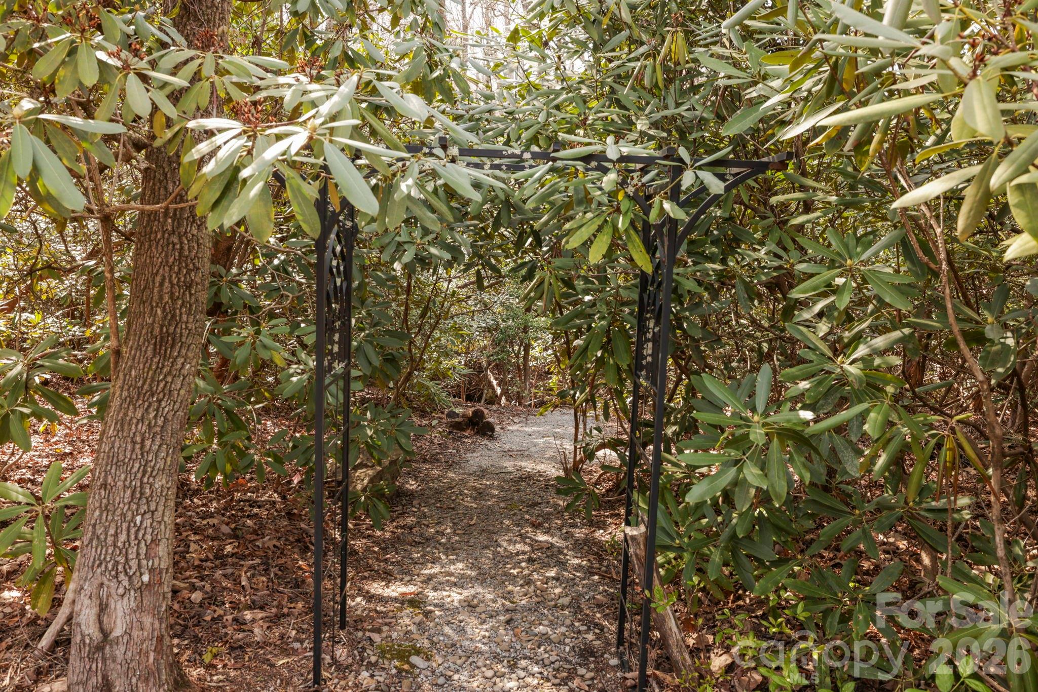 100 Elmridge Drive Property Photo 6