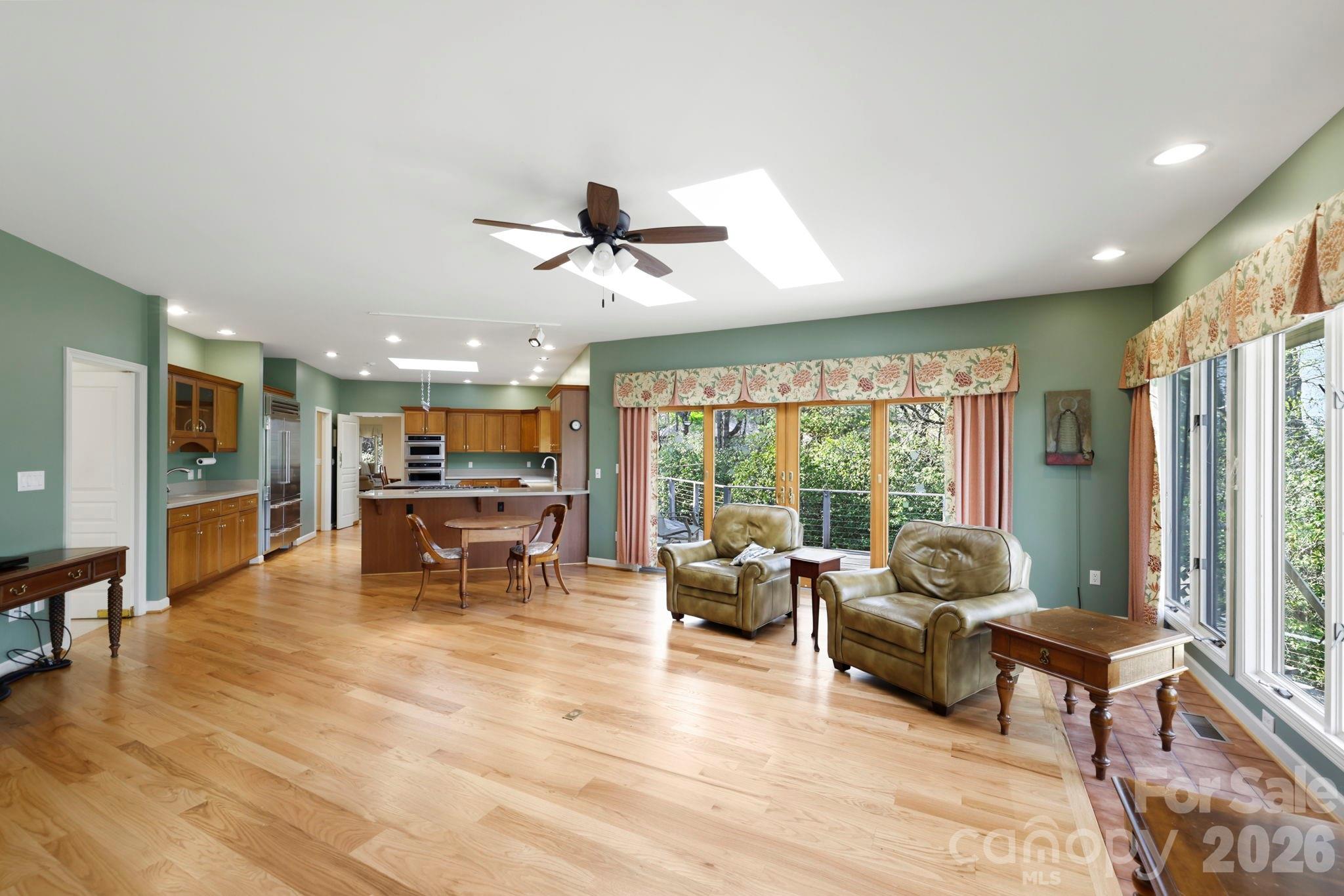 100 Elmridge Drive Property Photo 14