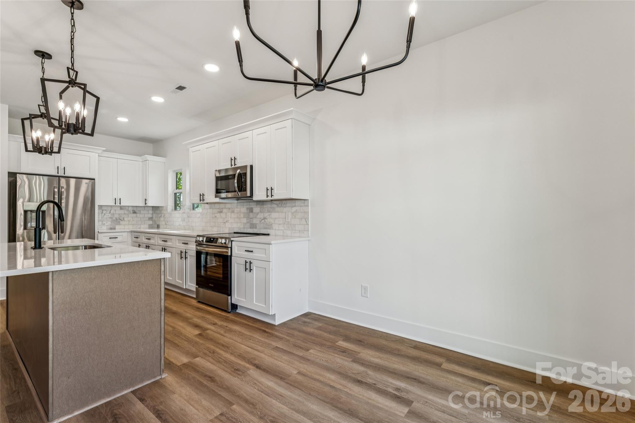 321 Henderson Circle Property Photo 12