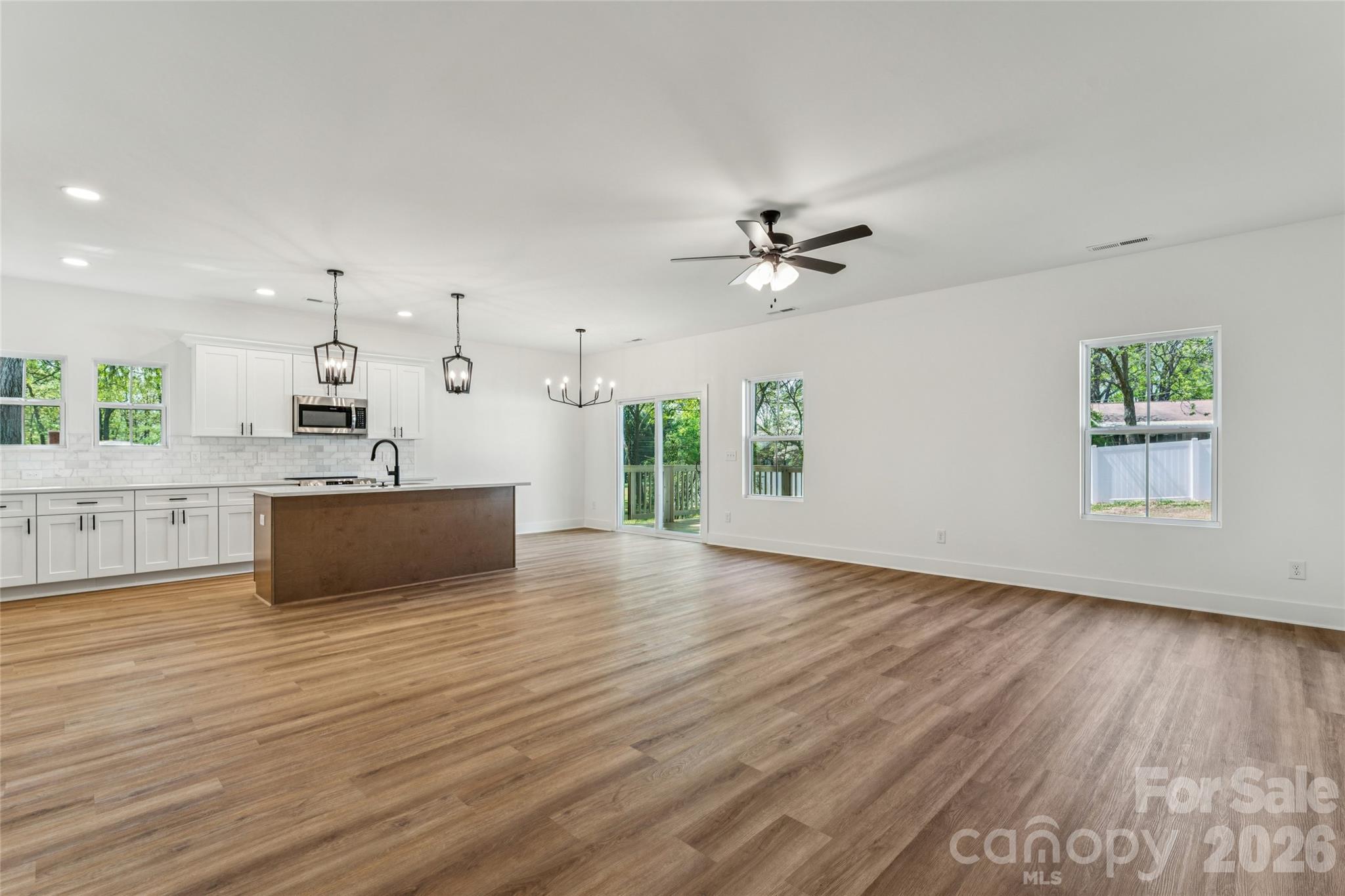 321 Henderson Circle Property Photo 16