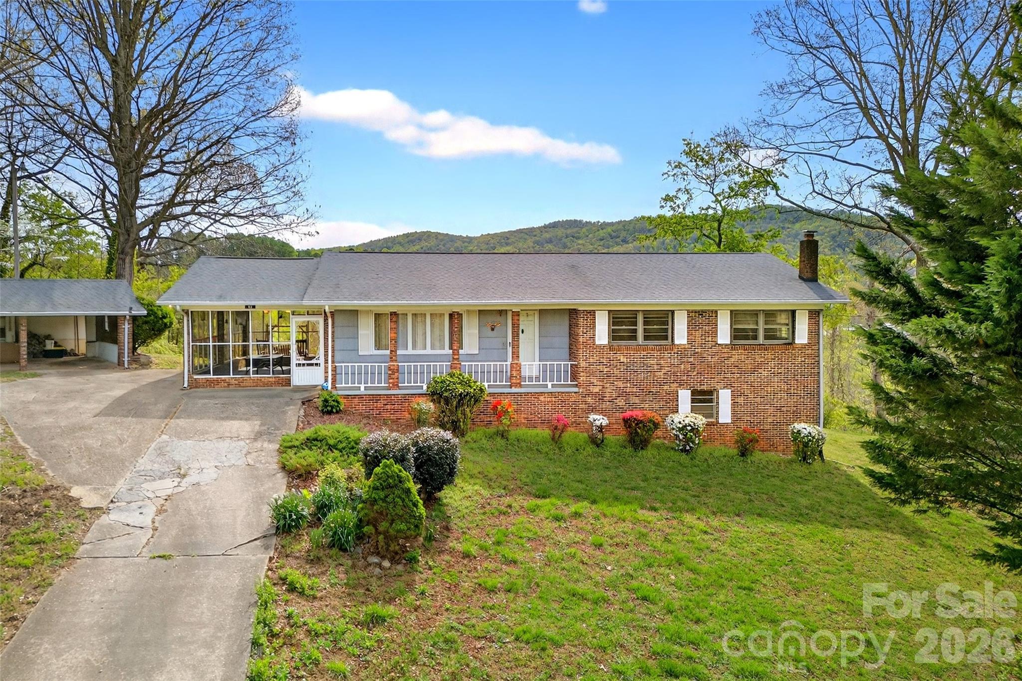 82 Landis Road Property Photo 2