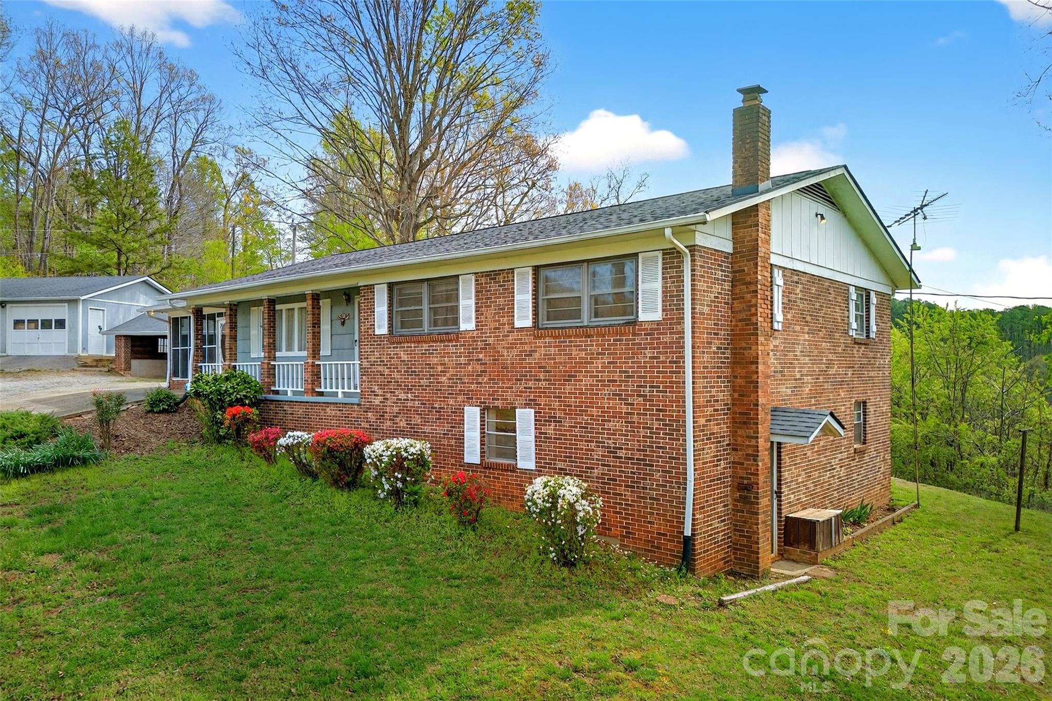 82 Landis Road Property Photo 3