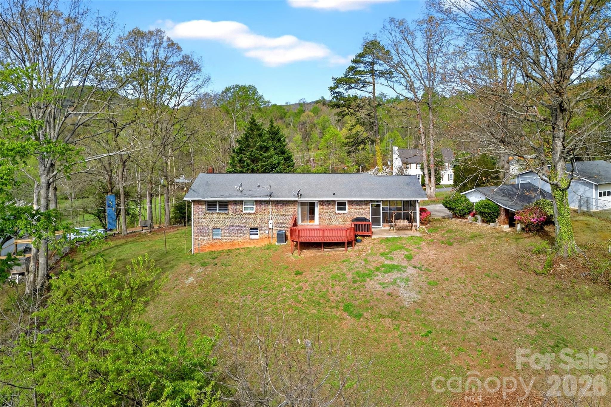 82 Landis Road Property Photo 43