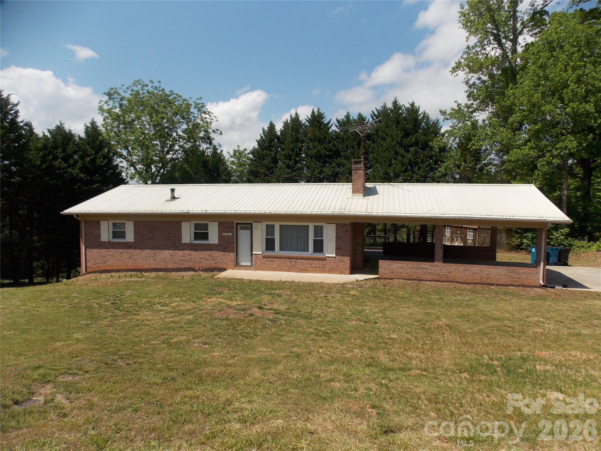 1380 May Road Property Photo 1