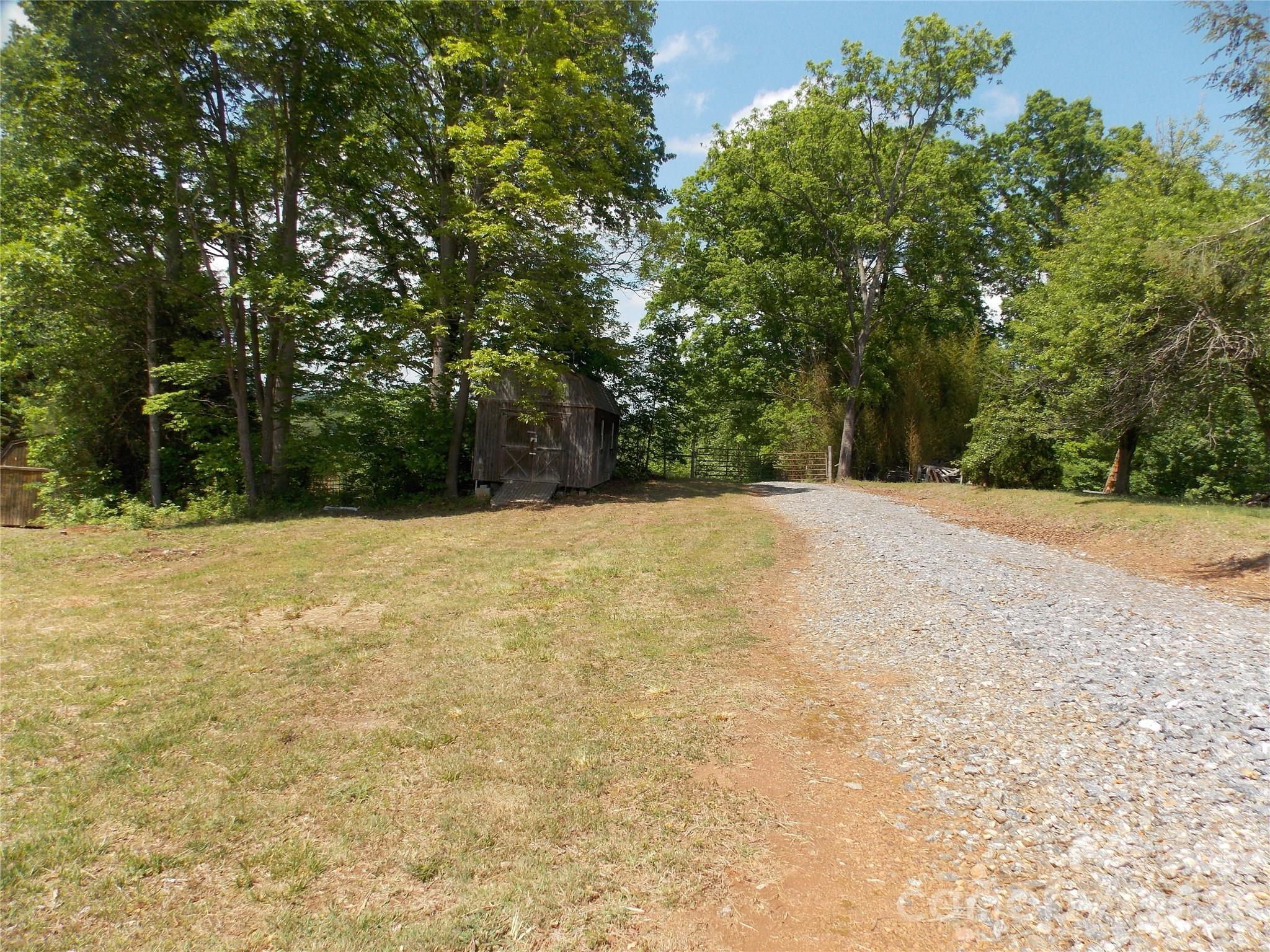 1380 May Road Property Photo 18
