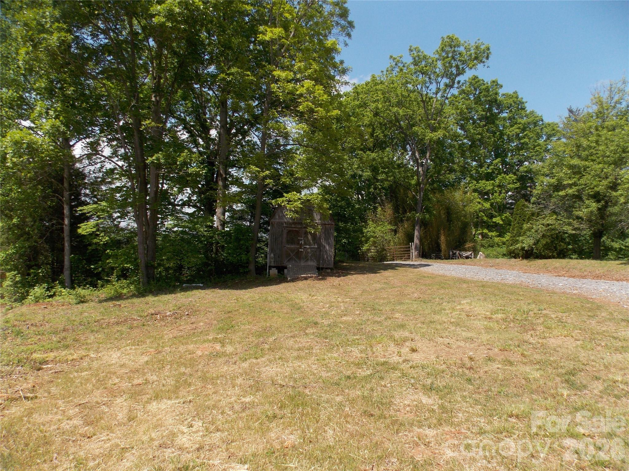 1380 May Road Property Photo 21