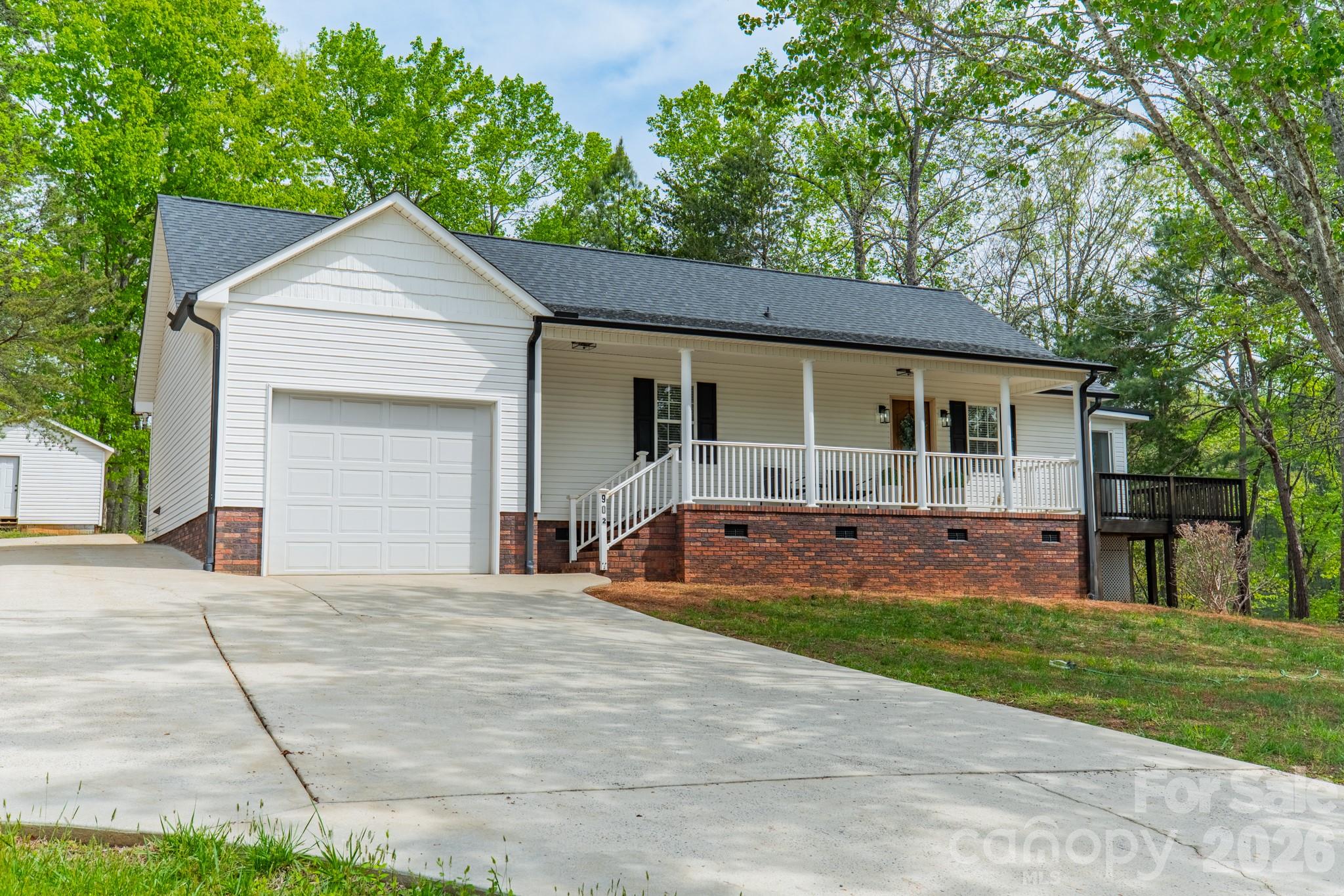 902 Cornelius Road Property Photo 1