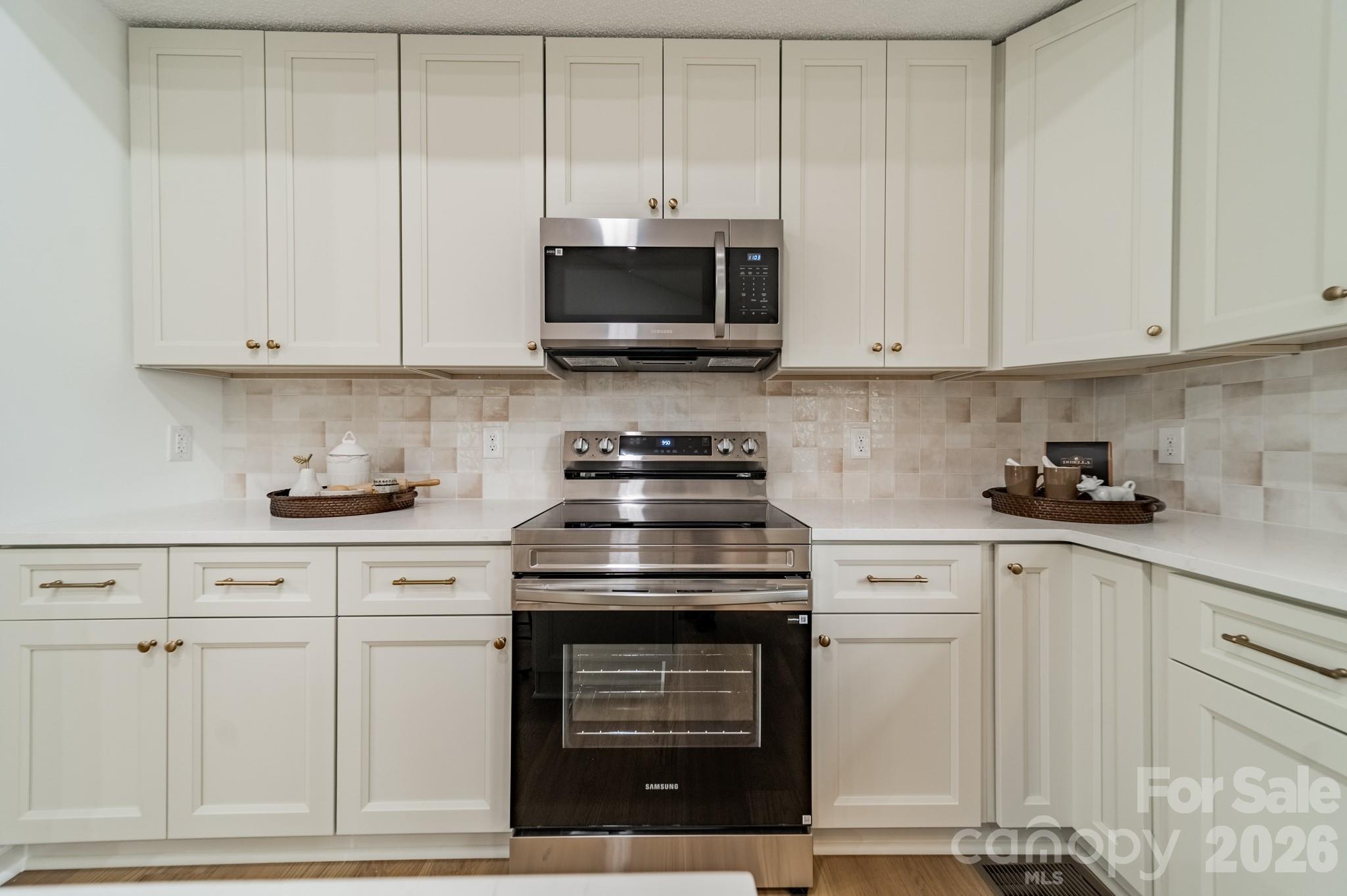 902 Cornelius Road Property Photo 12