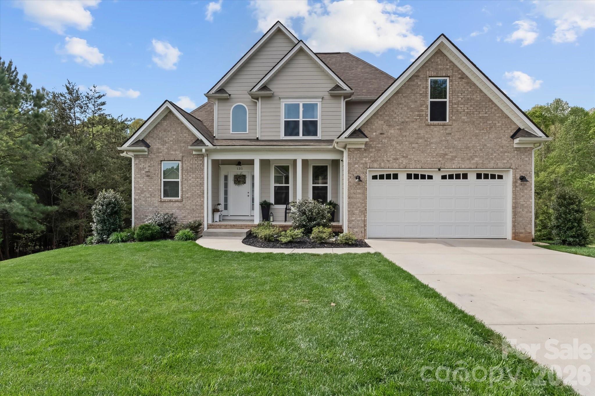 135 Sheep Path Drive Property Photo 1