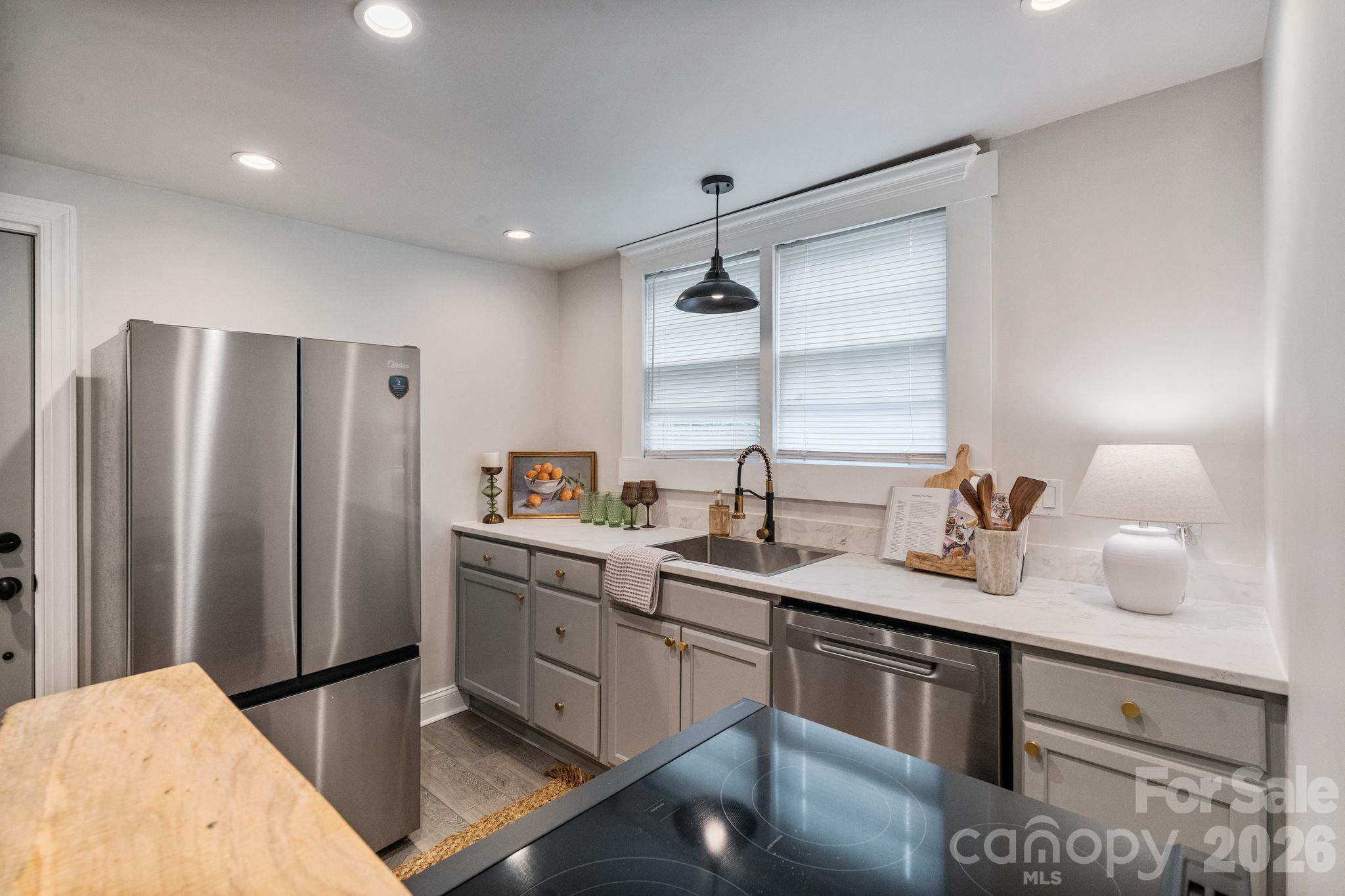 101 Fairview Street Property Photo 17