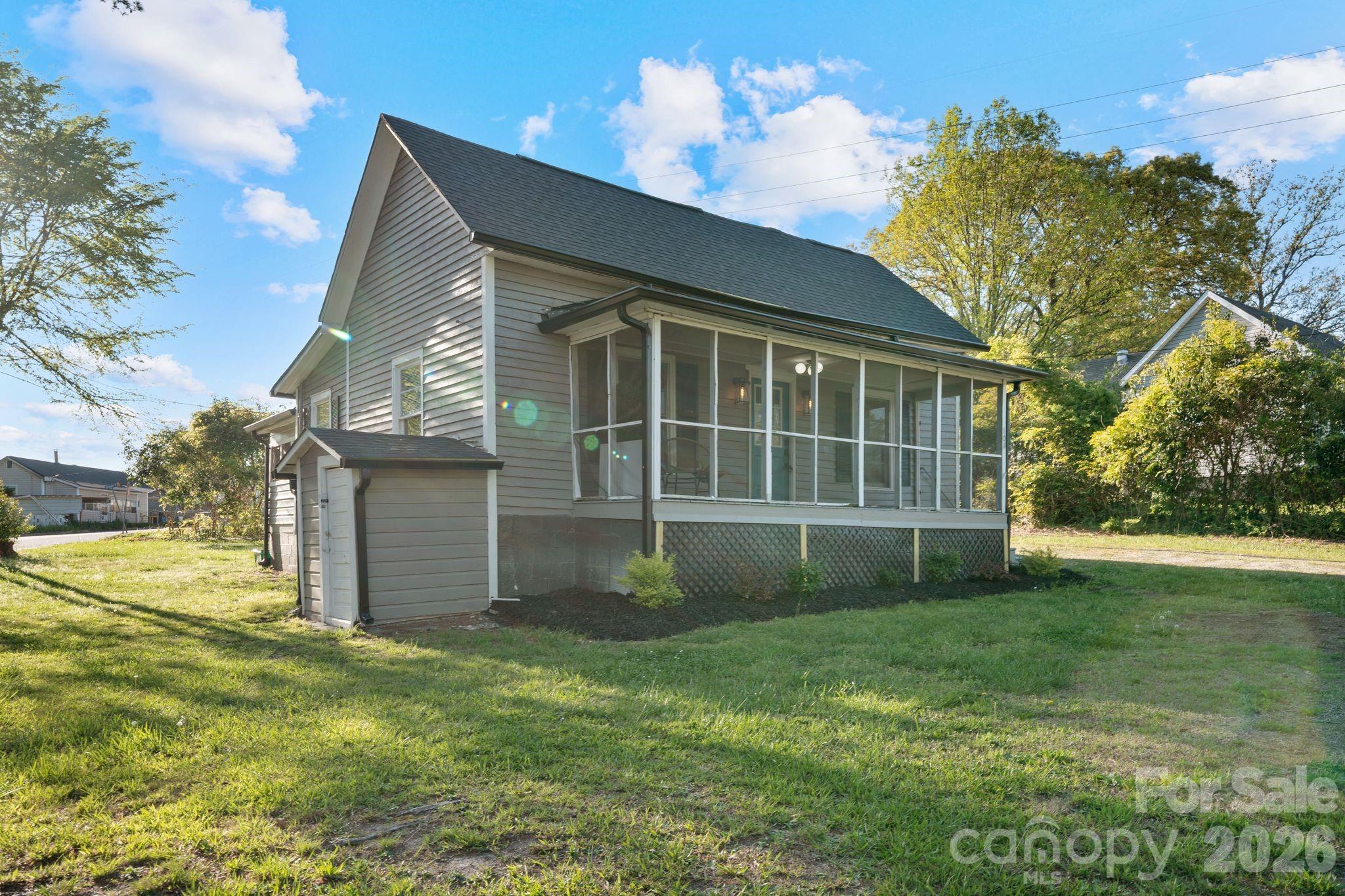 101 Fairview Street Property Photo 29