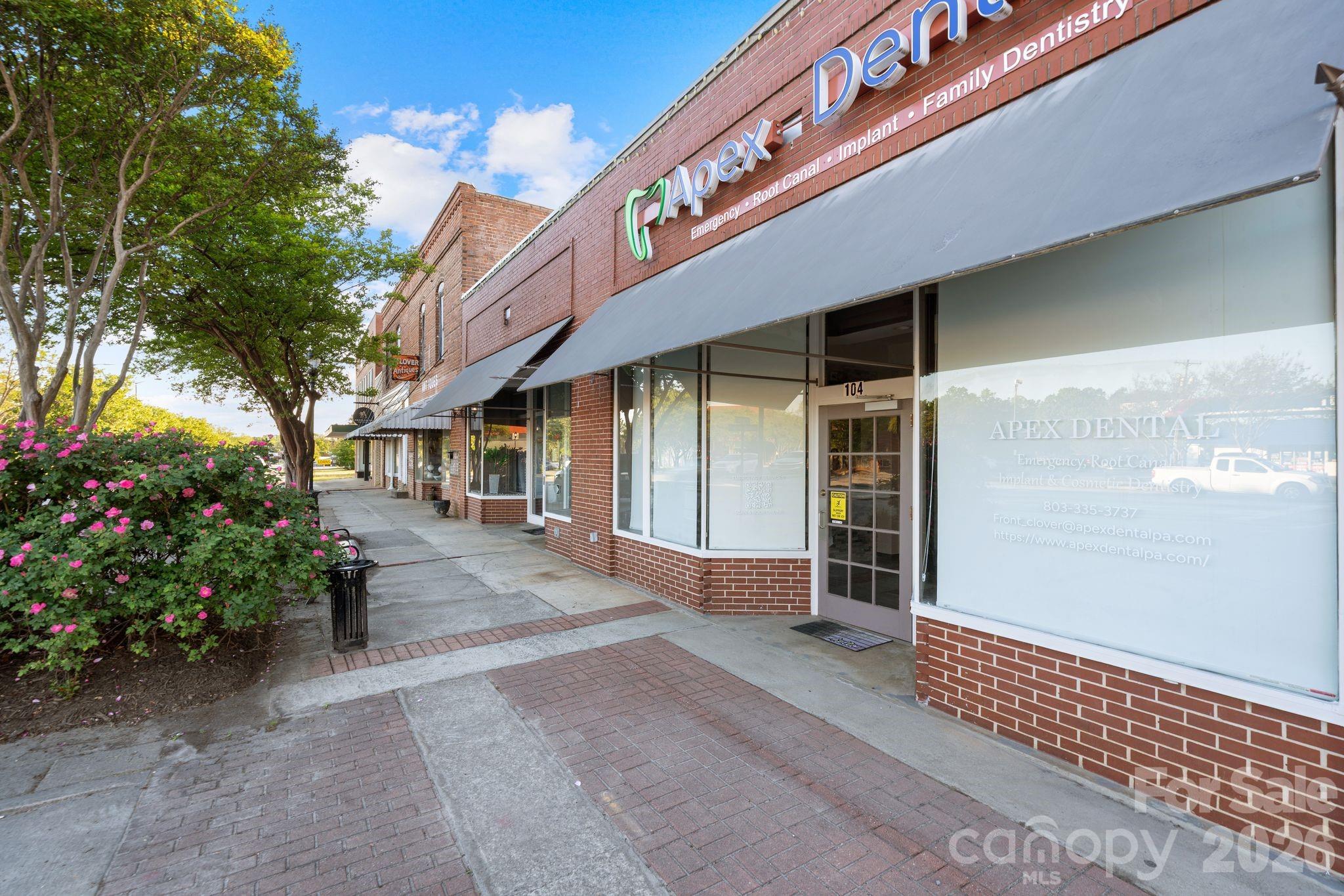 101 Fairview Street Property Photo 35