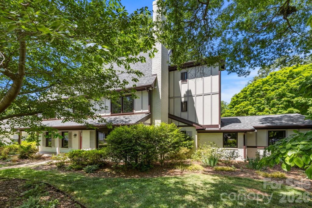 5335 Lansing Drive Property Photo 1