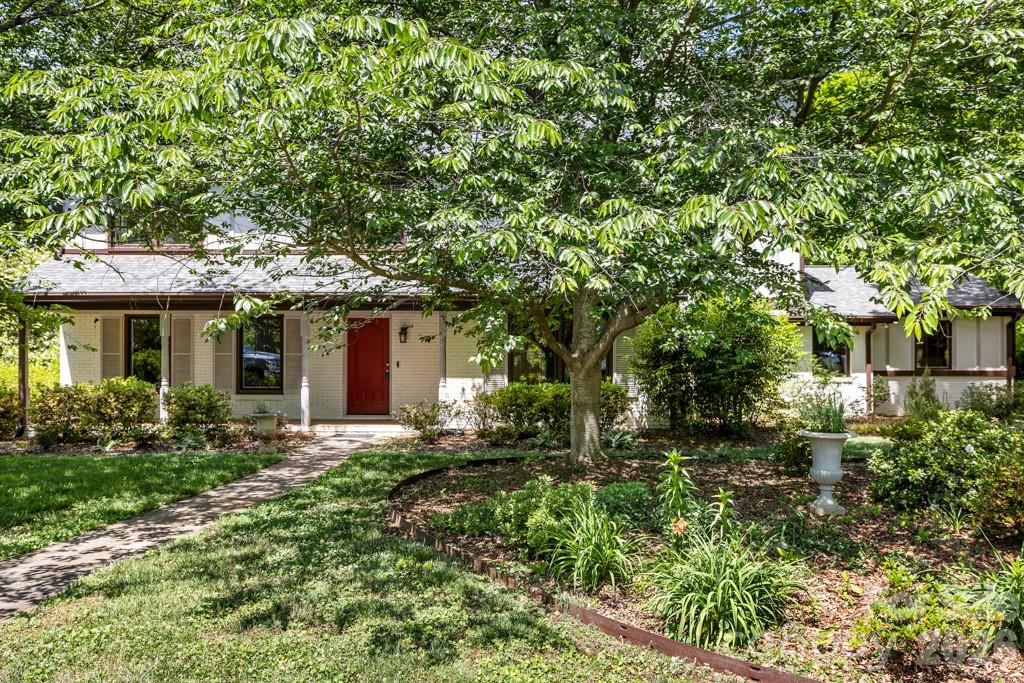 5335 Lansing Drive Property Photo 12
