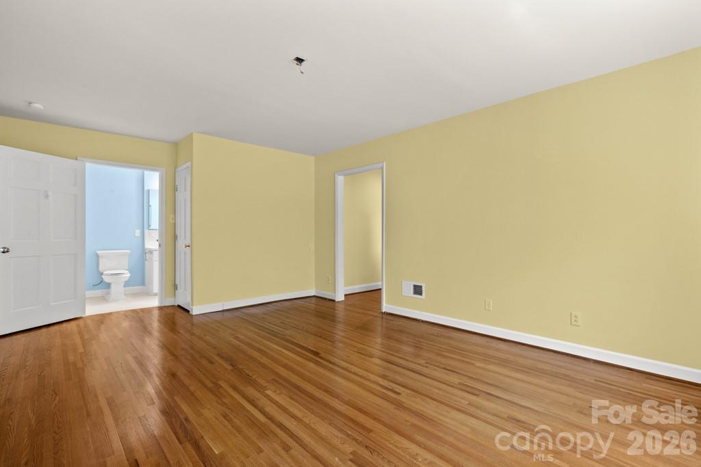 5335 Lansing Drive Property Photo 18