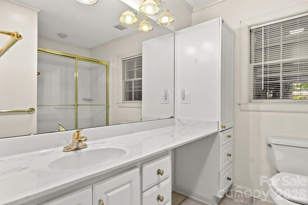 5335 Lansing Drive Property Photo 28