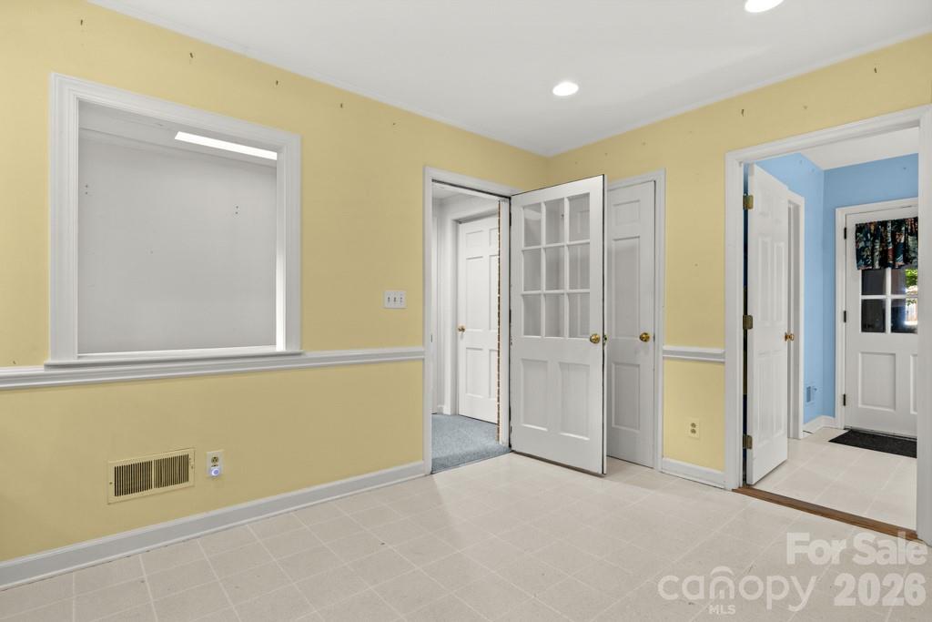5335 Lansing Drive Property Photo 31