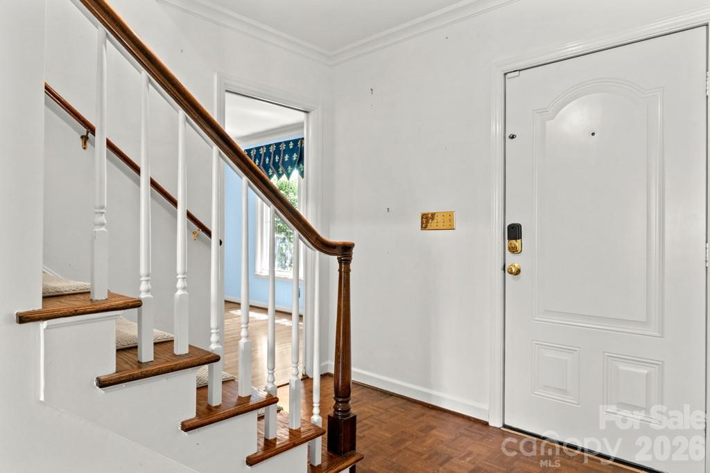 5335 Lansing Drive Property Photo 40
