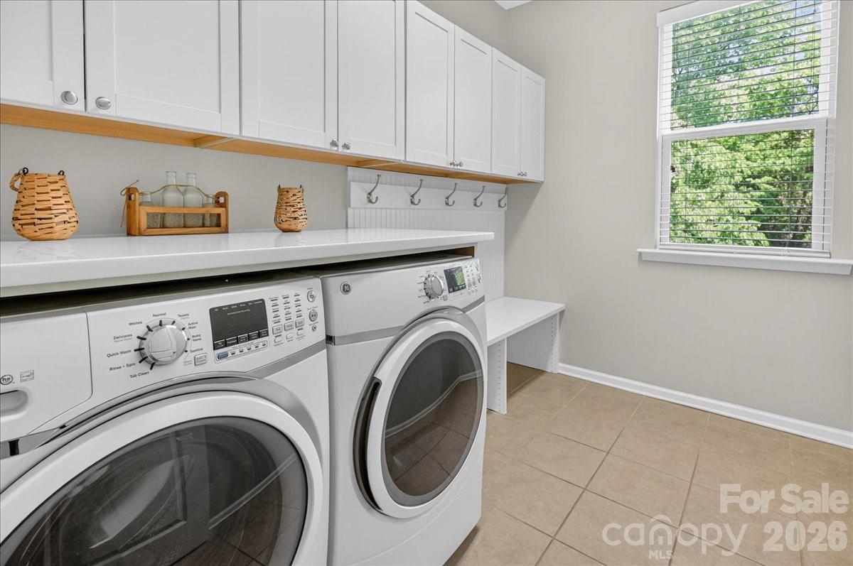 5249 Kindling Place Property Photo 15