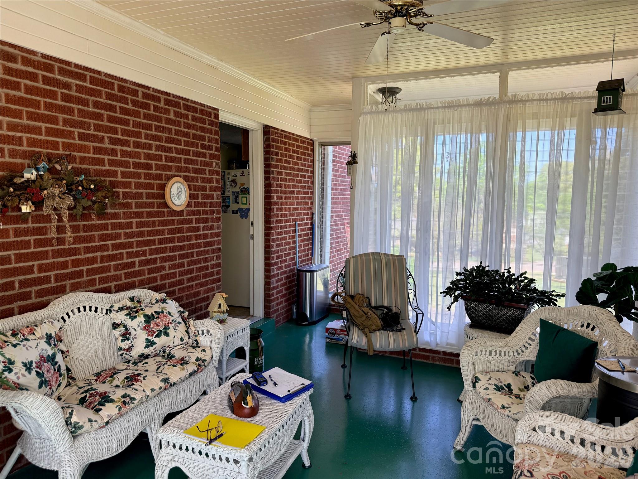261 Old Caroleen Road Property Photo 4