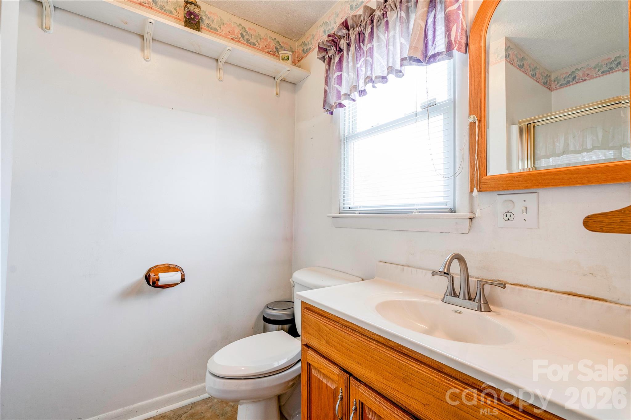 703 Dellinger Road Property Photo 15