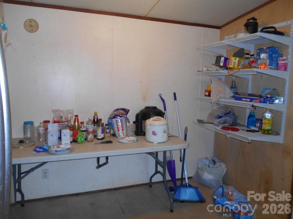 2184 Stove Drive Property Photo 10