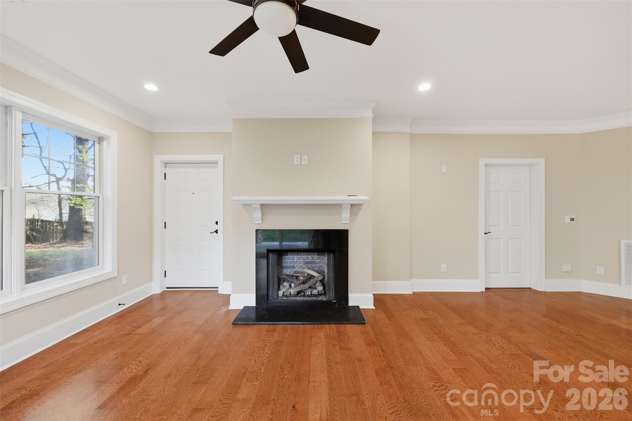 155 Gateway Drive 101 Property Photo 12