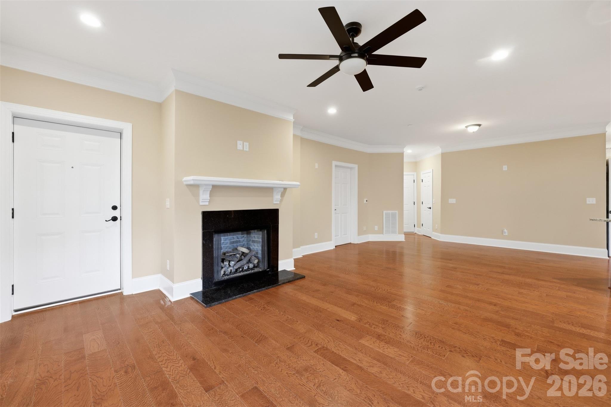 155 Gateway Drive 101 Property Photo 14