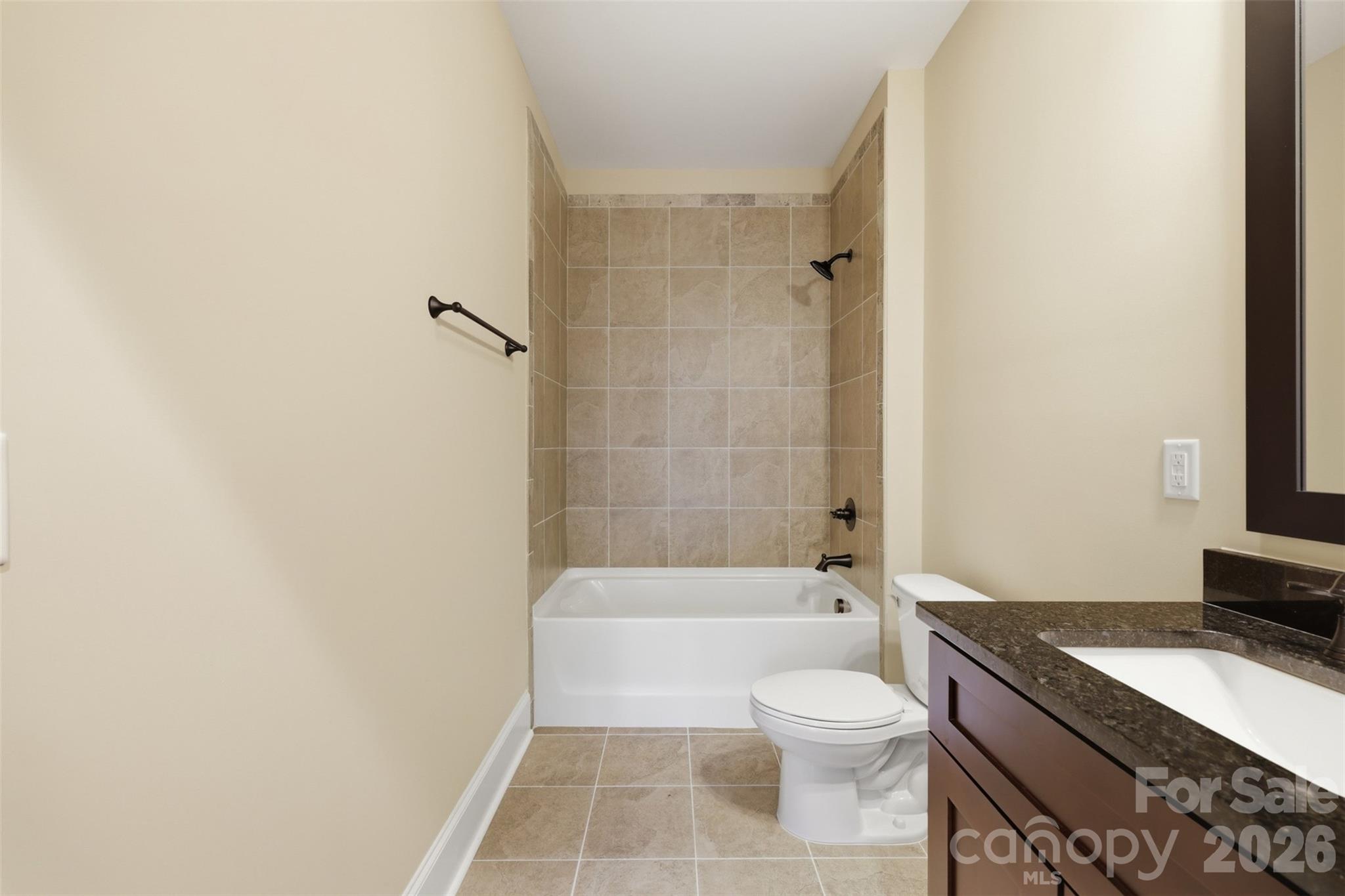 155 Gateway Drive 101 Property Photo 18