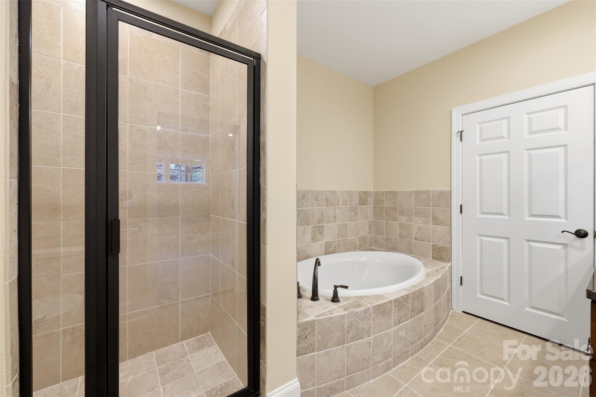 155 Gateway Drive 101 Property Photo 26