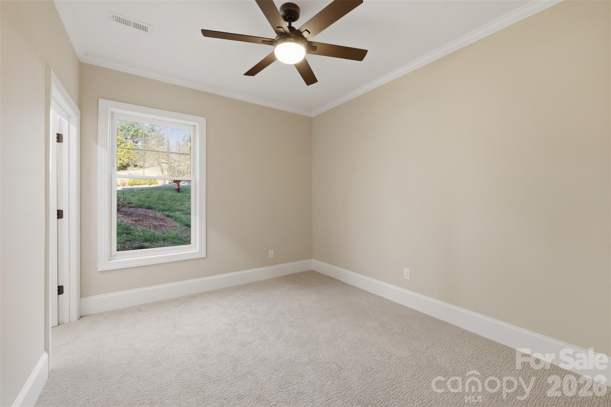 155 Gateway Drive 101 Property Photo 29