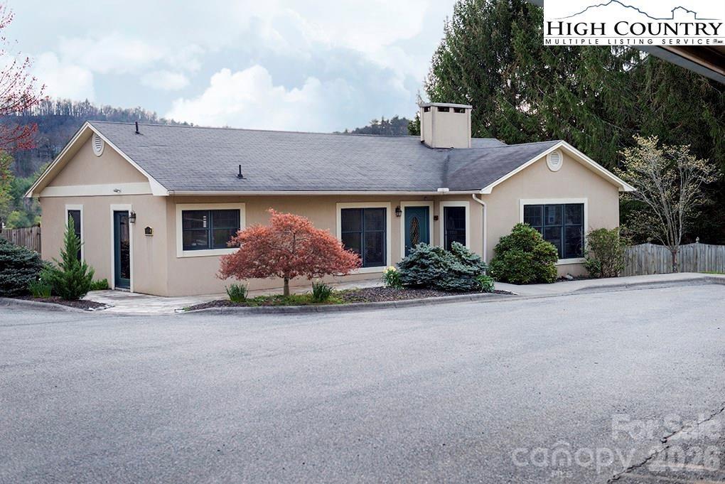 155 Gateway Drive 101 Property Photo 44