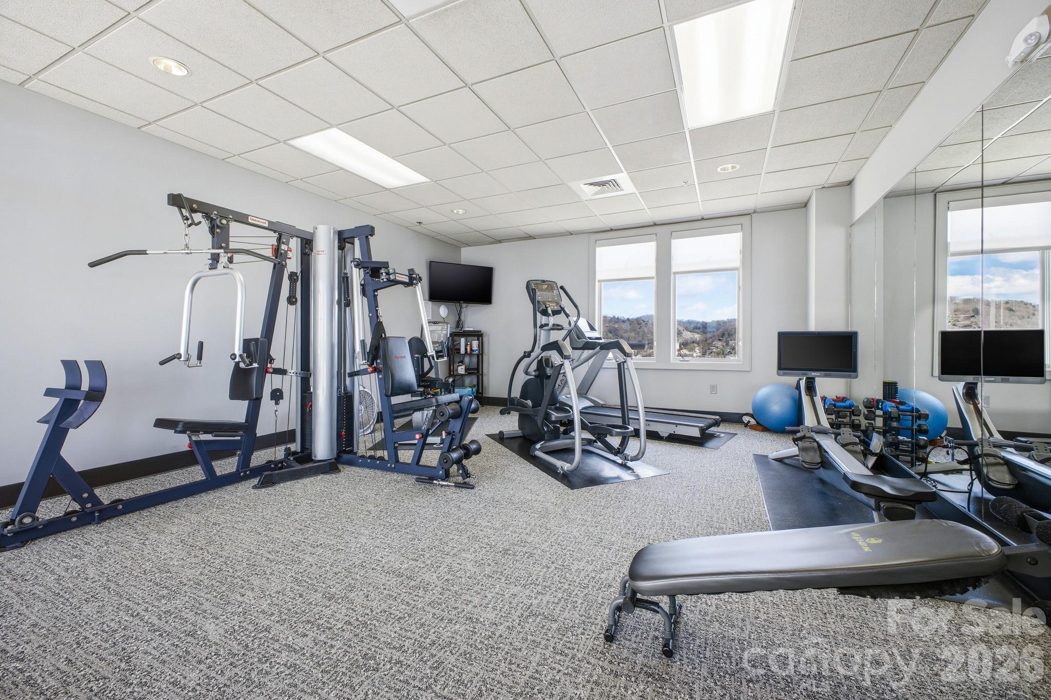 21 Battery Park Avenue 307 Property Photo 32