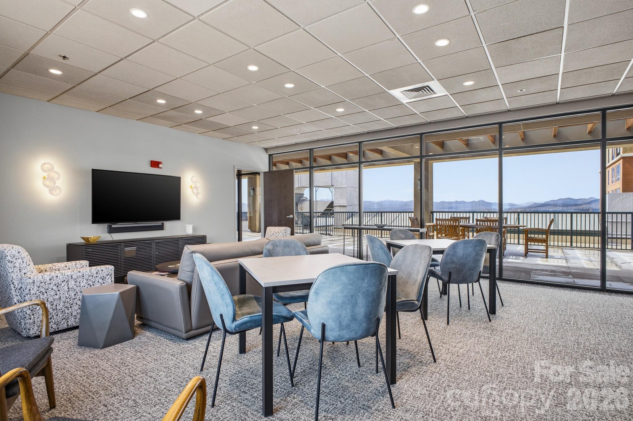 21 Battery Park Avenue 307 Property Photo 35