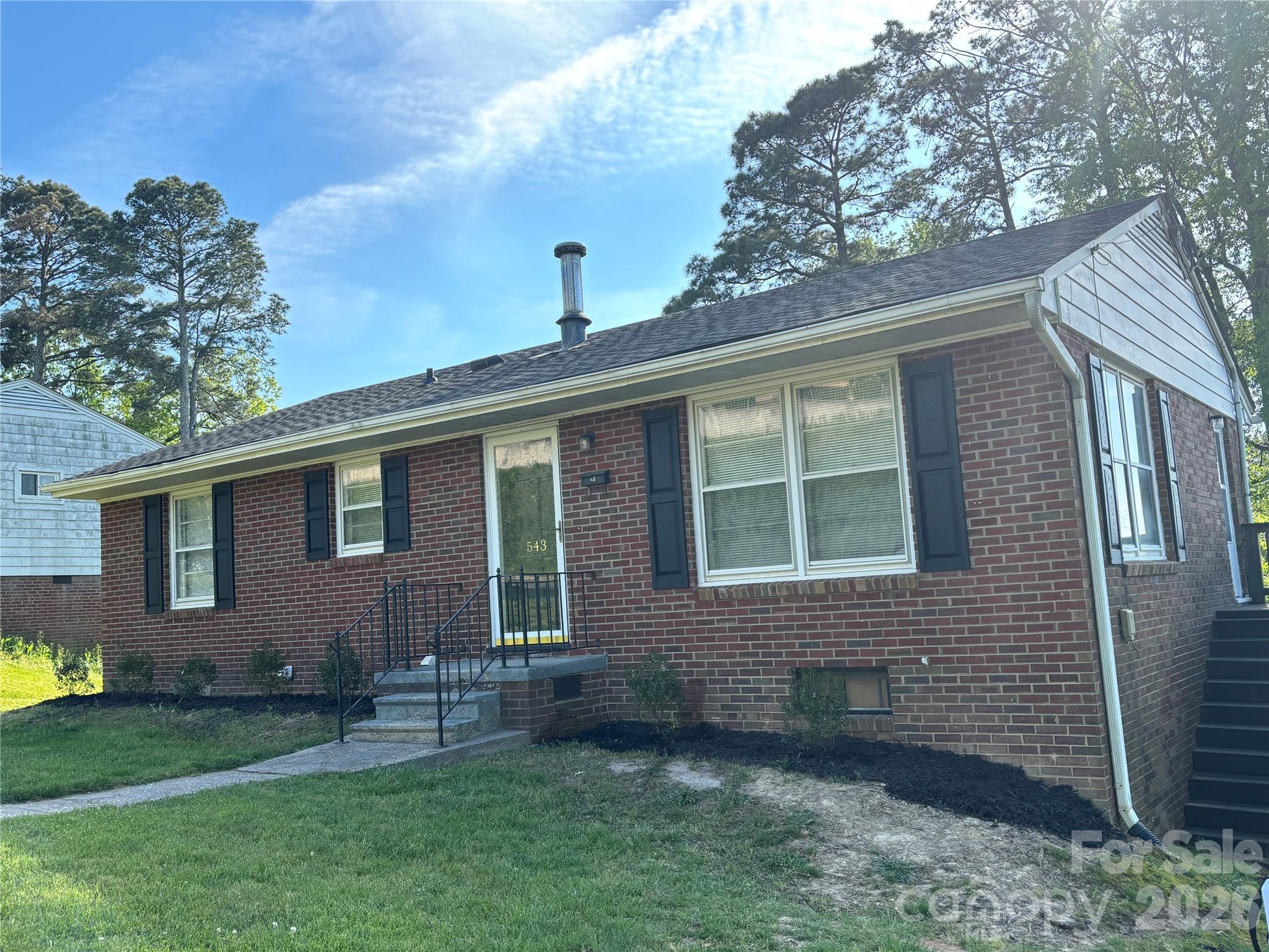 543 Allen Street Property Photo 2