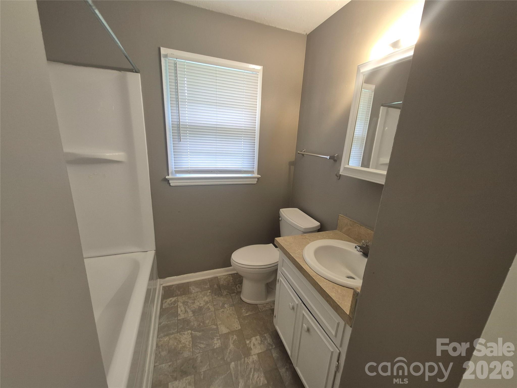 543 Allen Street Property Photo 12