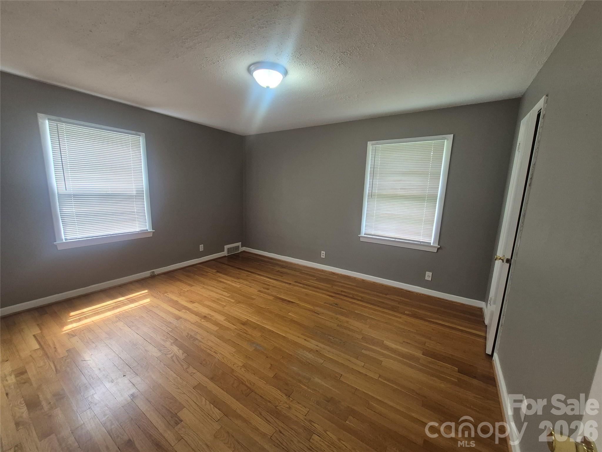 543 Allen Street Property Photo 13