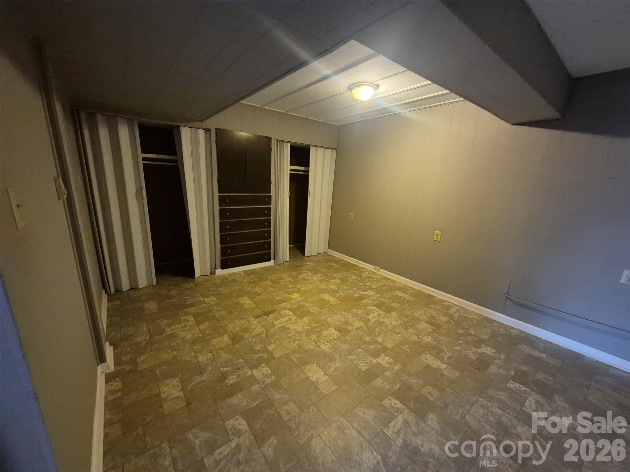 543 Allen Street Property Photo 22