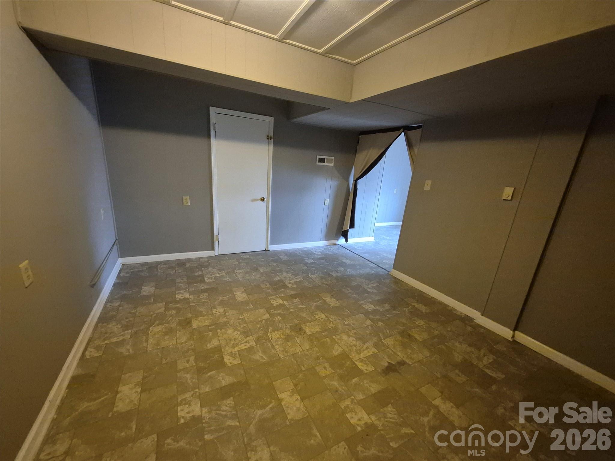 543 Allen Street Property Photo 23