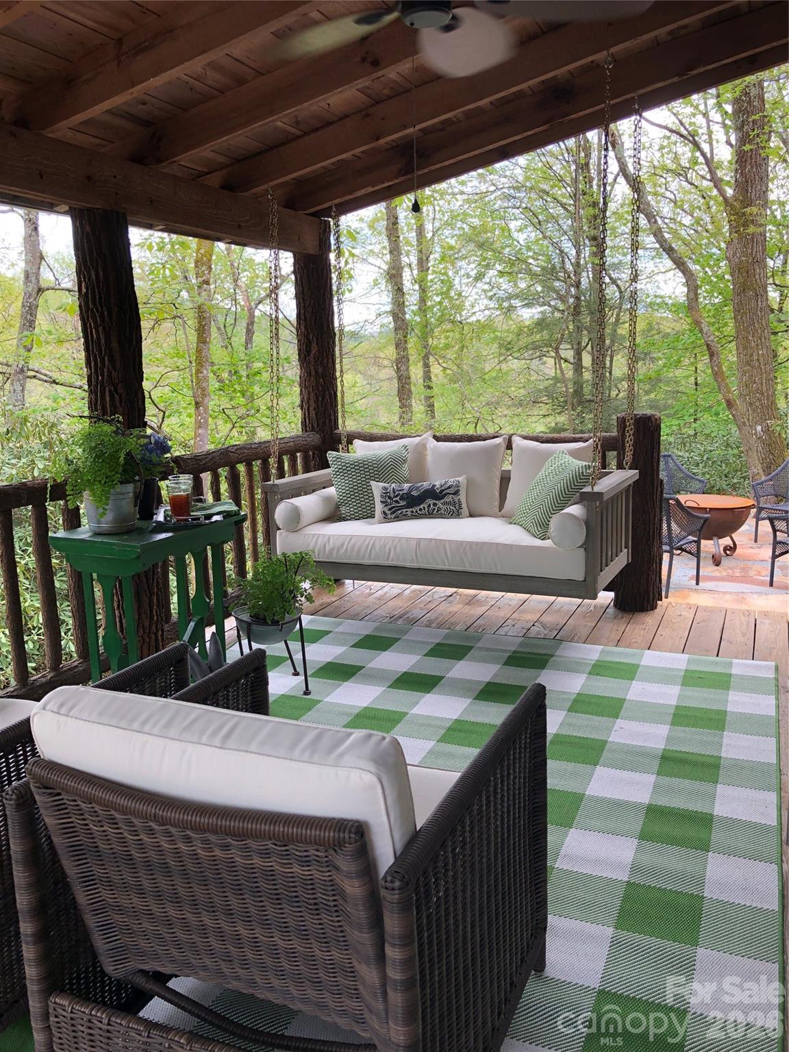 572 Skyland View Drive Property Photo 48