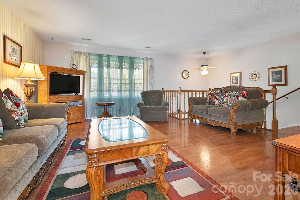 1482 Island Ford Road Property Photo 6