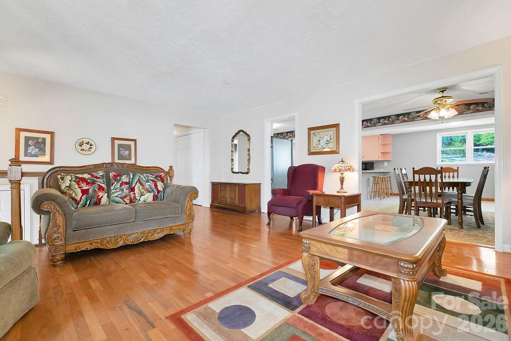 1482 Island Ford Road Property Photo 10