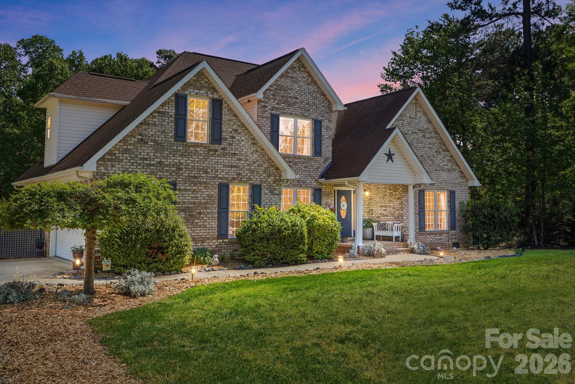 104 Ardmore Place Property Photo 1