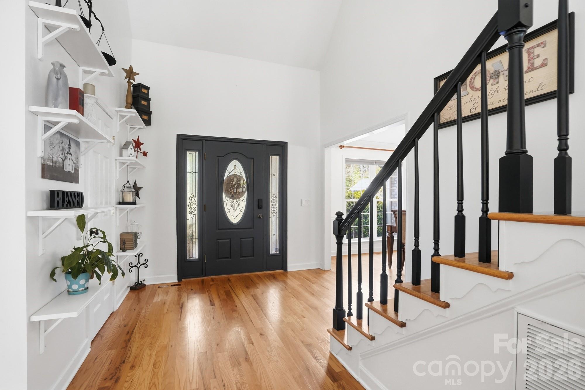 104 Ardmore Place Property Photo 6
