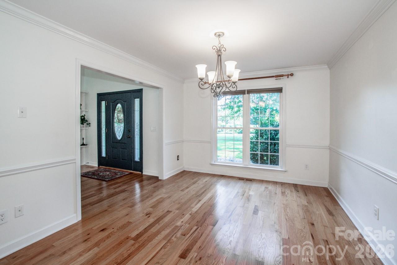 104 Ardmore Place Property Photo 10