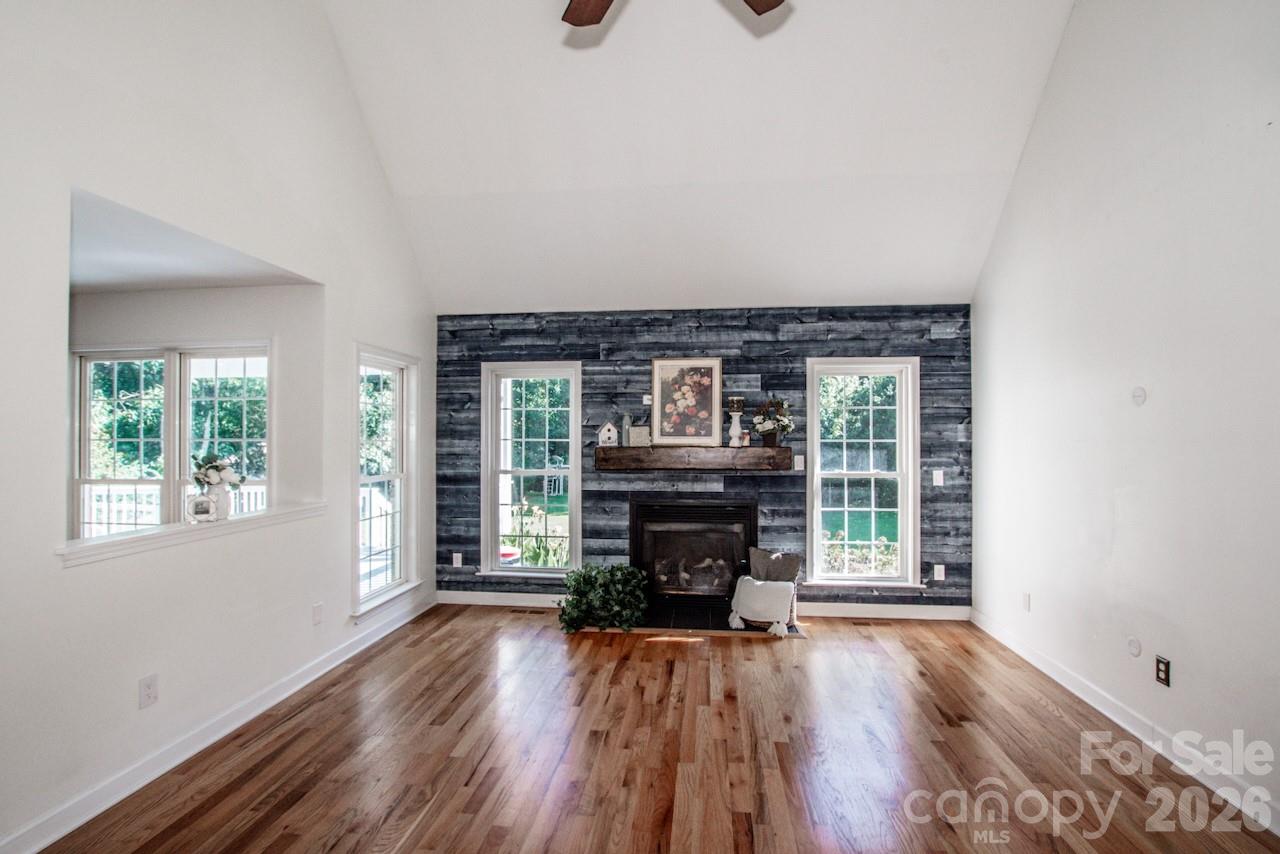 104 Ardmore Place Property Photo 12
