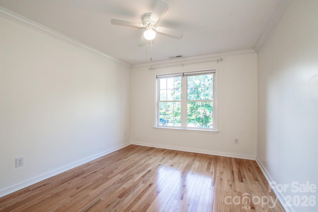 104 Ardmore Place Property Photo 28